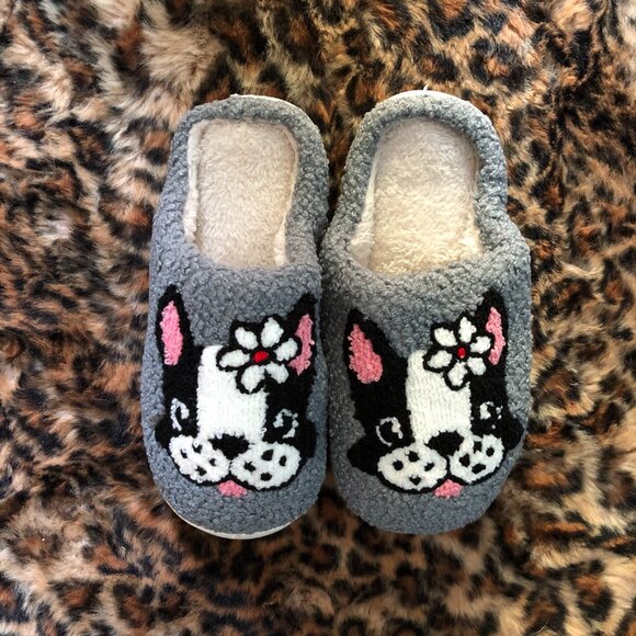Cute Girl Frenchie French Bulldog Cushioned Fleece Slippers Gray Women's Sz 9-10 - Picture 4 of 6